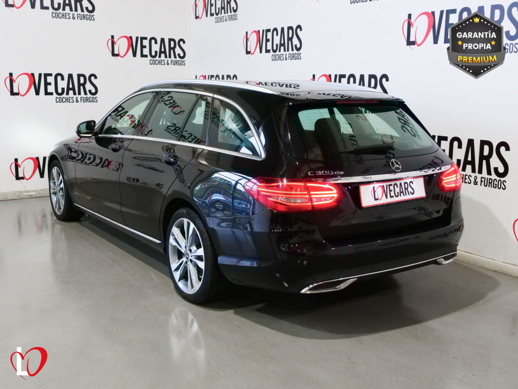 MERCEDES CLASE C FAMILIAR 300 de T 9G-TRONIC ESTATE 306 de segunda mano