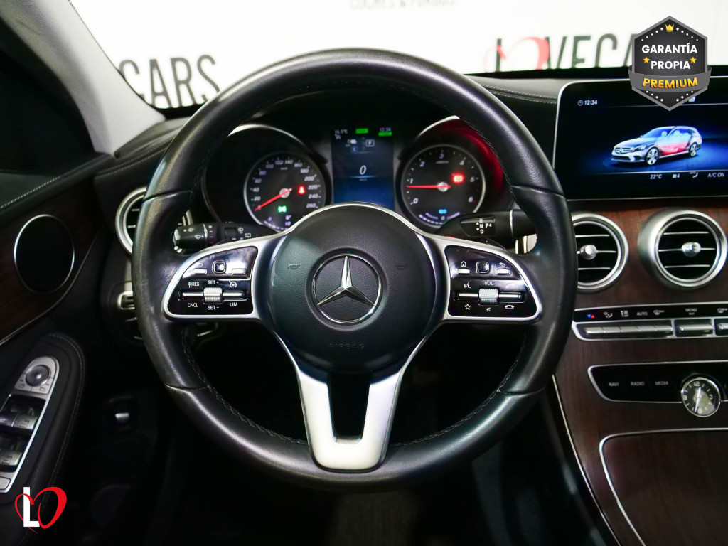 MERCEDES CLASE C FAMILIAR 300 de T 9G-TRONIC ESTATE 306 de segunda mano