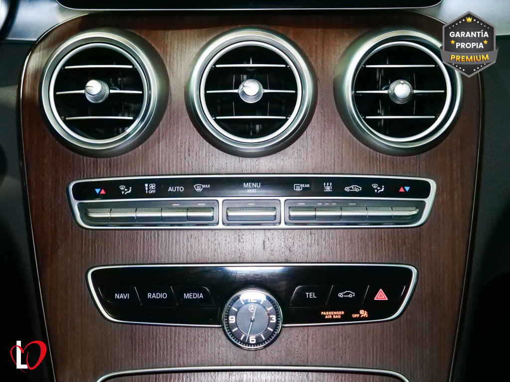 MERCEDES CLASE C FAMILIAR 300 de T 9G-TRONIC ESTATE 306 de segunda mano