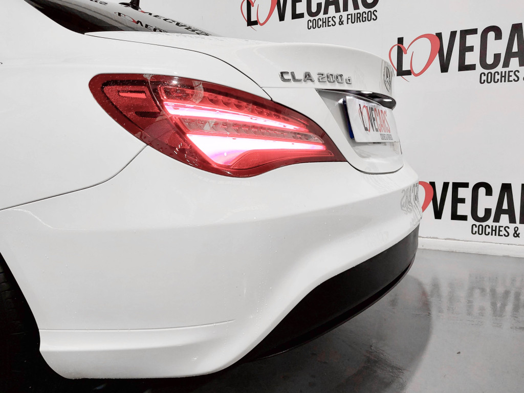 MERCEDES CLASE CLA CLA 200 CDI 136 de segunda mano
