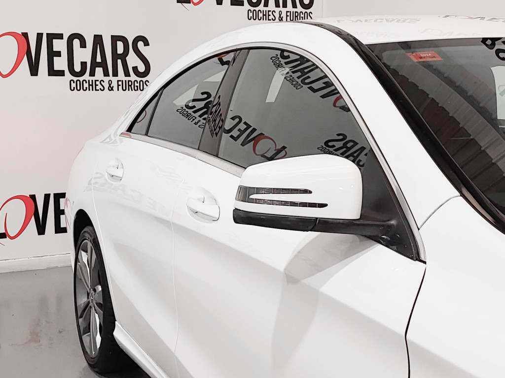 MERCEDES CLASE CLA CLA 200 CDI 136 de segunda mano