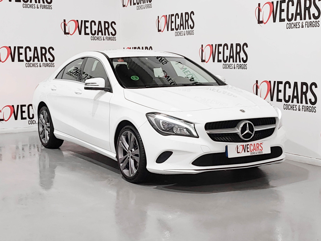 MERCEDES CLASE CLA CLA 200 CDI 136 de segunda mano