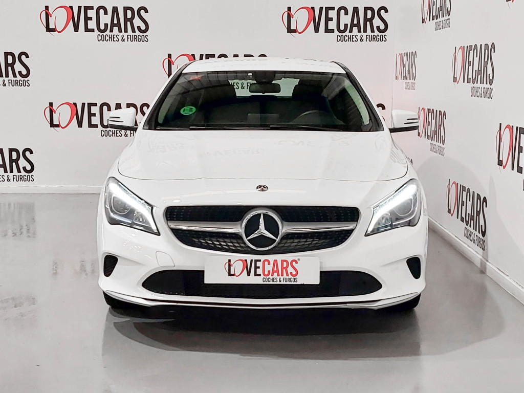 MERCEDES CLASE CLA CLA 200 CDI 136 de segunda mano