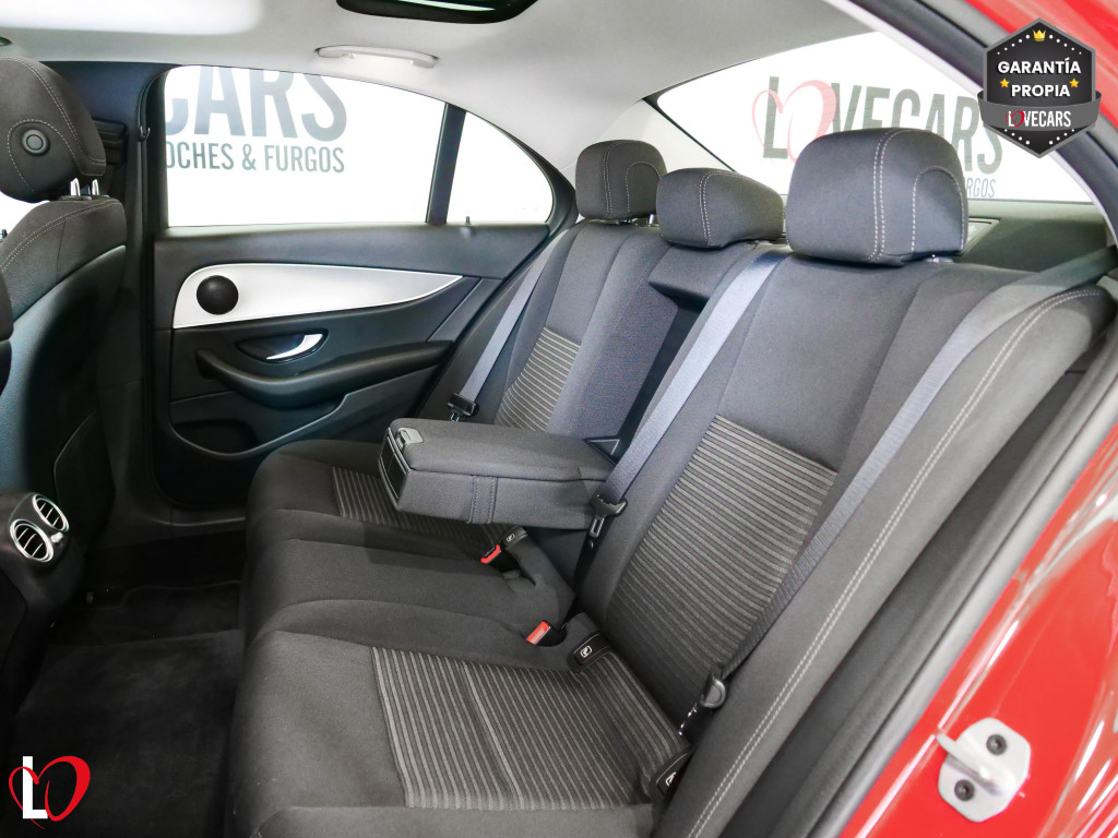 MERCEDES CLASE E 220 D BA9 BERLINA TECHO 194 de segunda mano