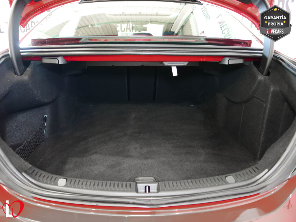 MERCEDES CLASE E 220 D BA9 BERLINA TECHO 194 de segunda mano
