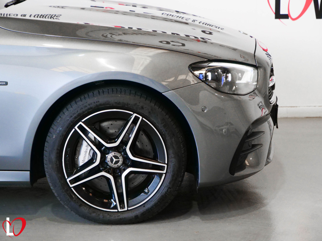MERCEDES CLASE E ESTATE 300 De 9G-TRONIC AVANTGARDE TECHO 306 de segunda mano