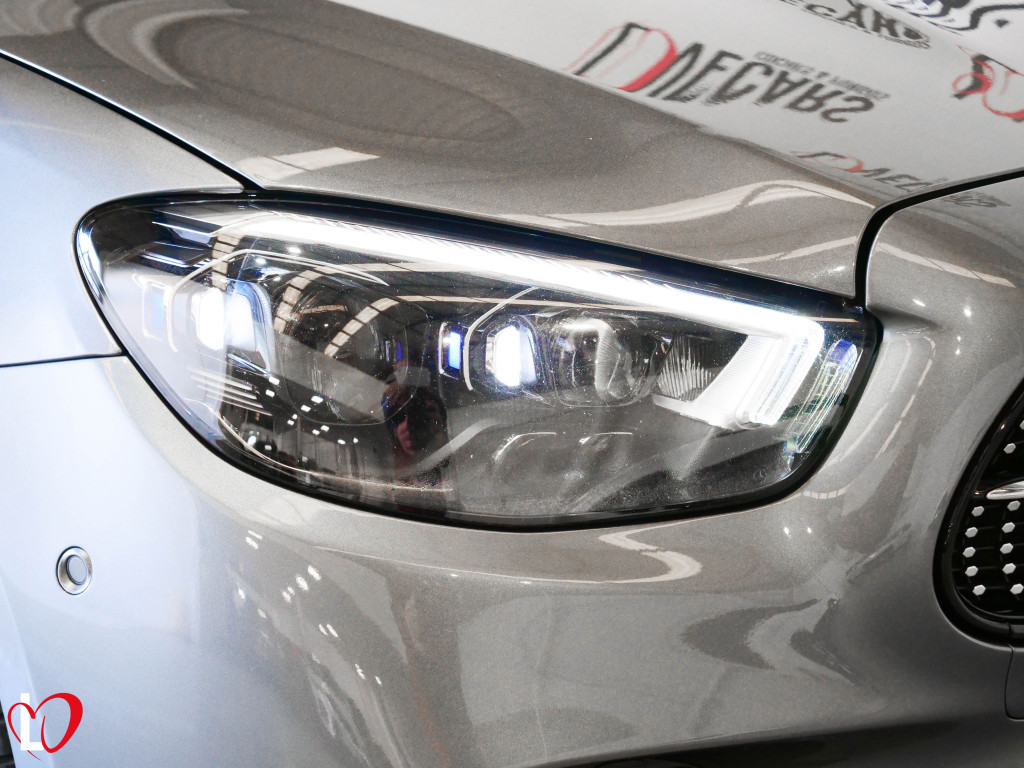 MERCEDES CLASE E ESTATE 300 De 9G-TRONIC AVANTGARDE TECHO 306 de segunda mano