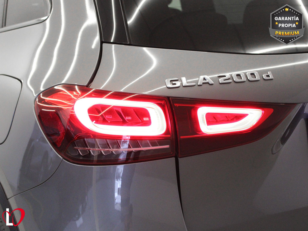 MERCEDES GLA 200 AUTOM. AMG PAQ PREMIUM 150 de segunda mano