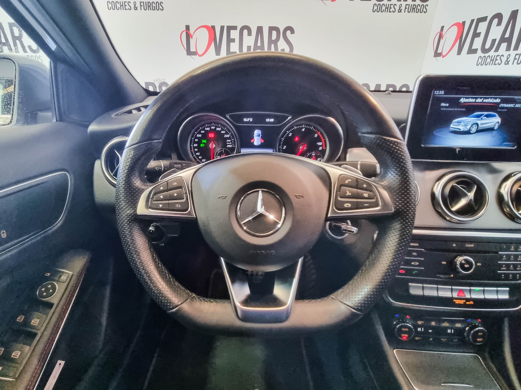 MERCEDES GLA 200 CDI AUTOM AMG 136 de segunda mano