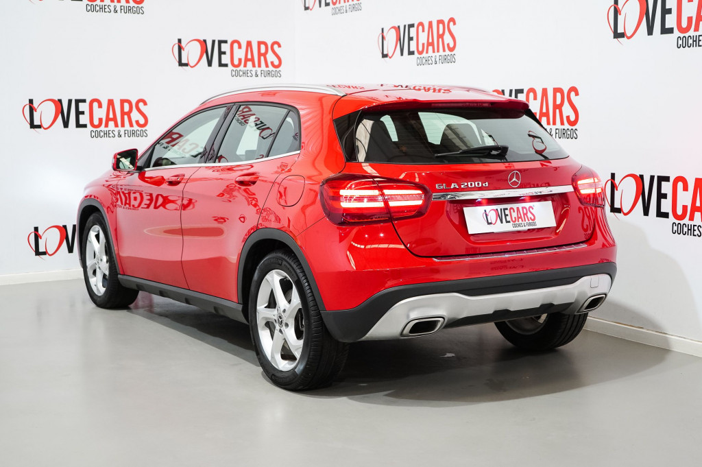 MERCEDES GLA 200 CDI URBAN 136 de segunda mano