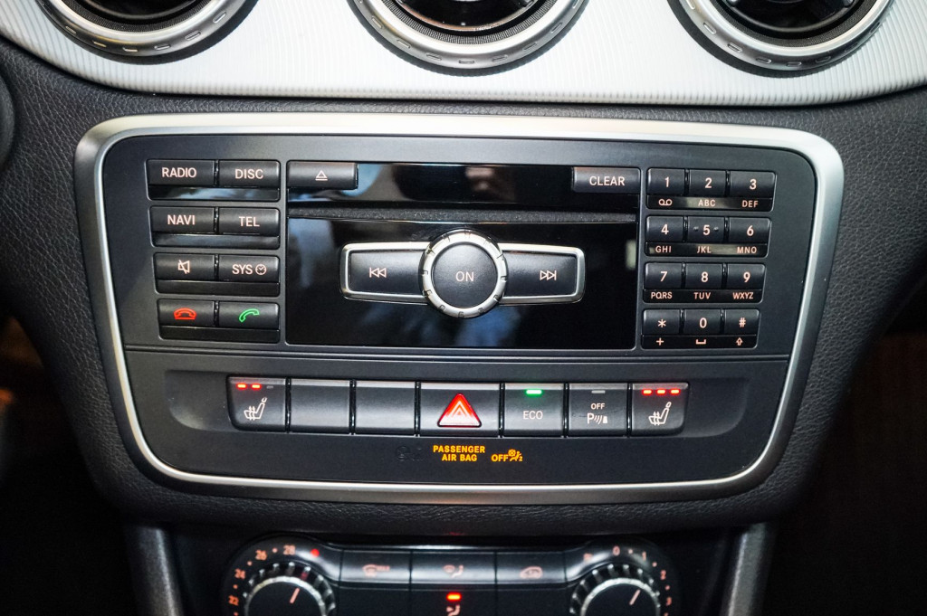 MERCEDES GLA 200 CDI URBAN 136 de segunda mano