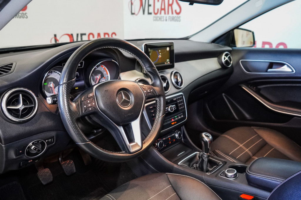 MERCEDES GLA 200 CDI URBAN 136 de segunda mano