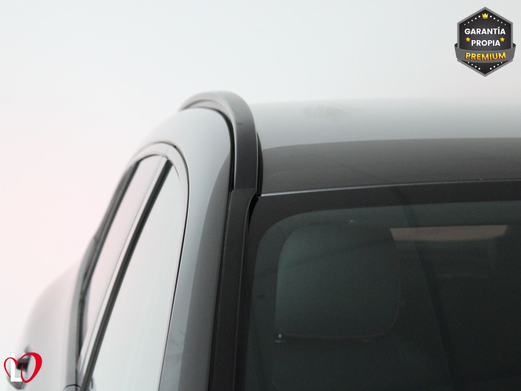 MERCEDES GLA 200 D AMG LINE + PAQ PREMIUM 150 de segunda mano