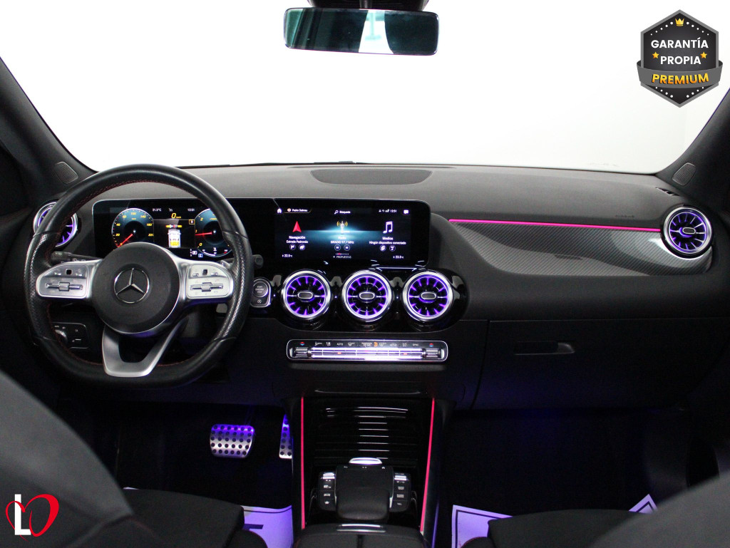 MERCEDES GLA 200 D AMG LINE + PAQ PREMIUN 150 de segunda mano