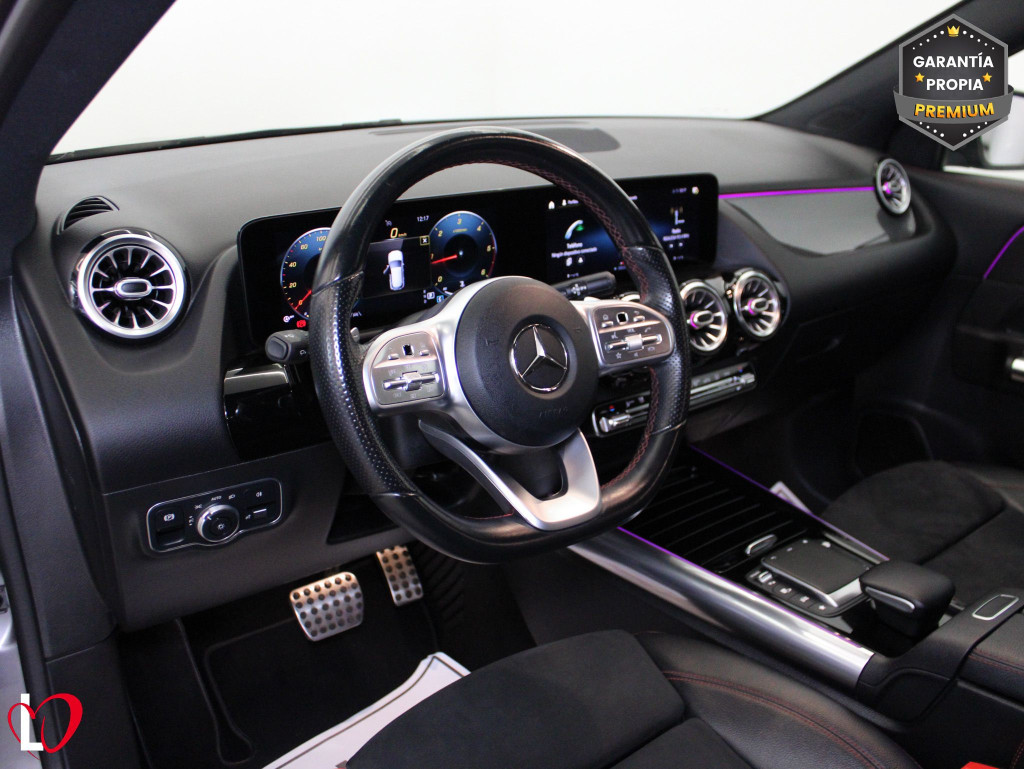 MERCEDES GLA 200 D AMG LINE + PAQ PREMIUN 150 de segunda mano