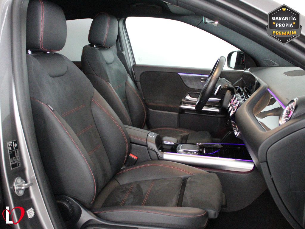 MERCEDES GLA 200 D AMG LINE + PAQ PREMIUN 150 de segunda mano