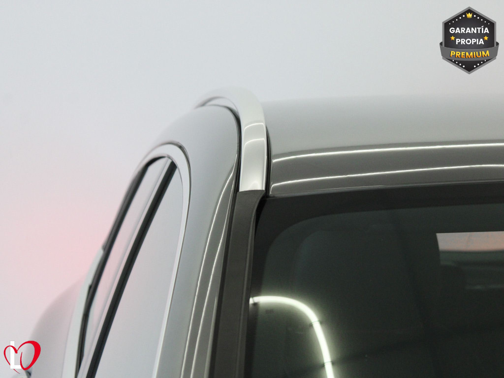 MERCEDES GLA 200 D AMG LINE + PAQ PREMIUN 150 de segunda mano