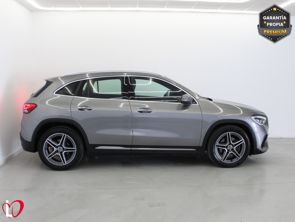 MERCEDES GLA 200 D AMG LINE + PAQ PREMIUN 150 de segunda mano