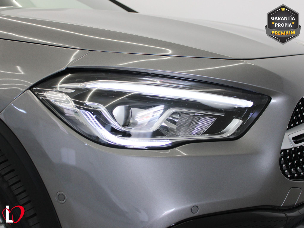 MERCEDES GLA 200 D AMG LINE + PAQ PREMIUN 150 de segunda mano