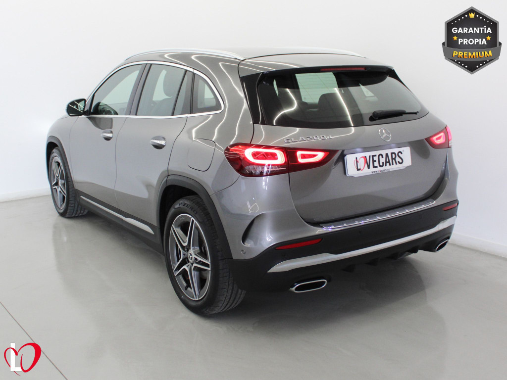 MERCEDES GLA 200 D AMG LINE + PAQ PREMIUN 150 de segunda mano