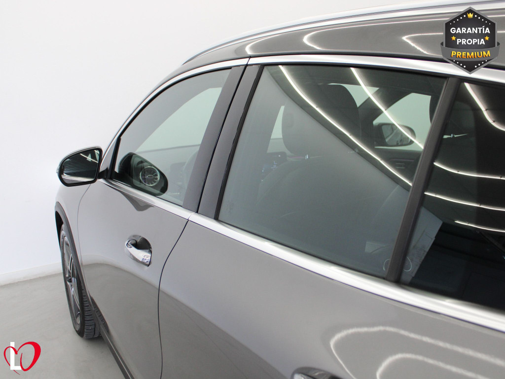 MERCEDES GLA 200 D AMG LINE + PAQ PREMIUN 150 de segunda mano