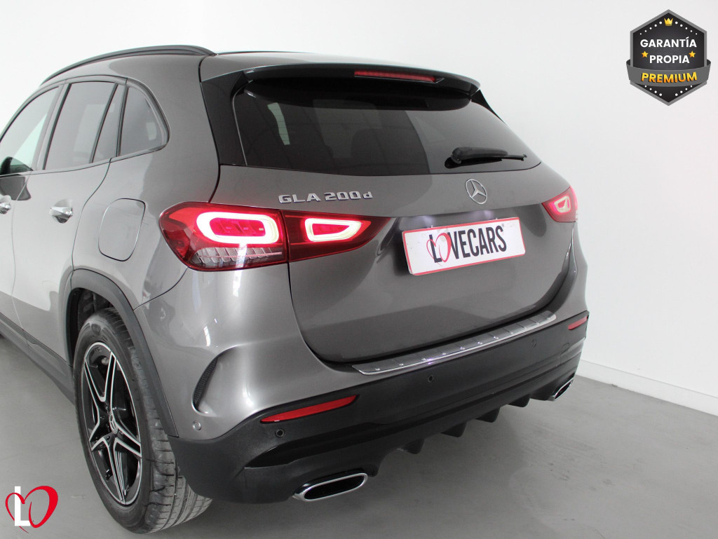 MERCEDES GLA 200 D AMG LINE PREMIUM 150 de segunda mano