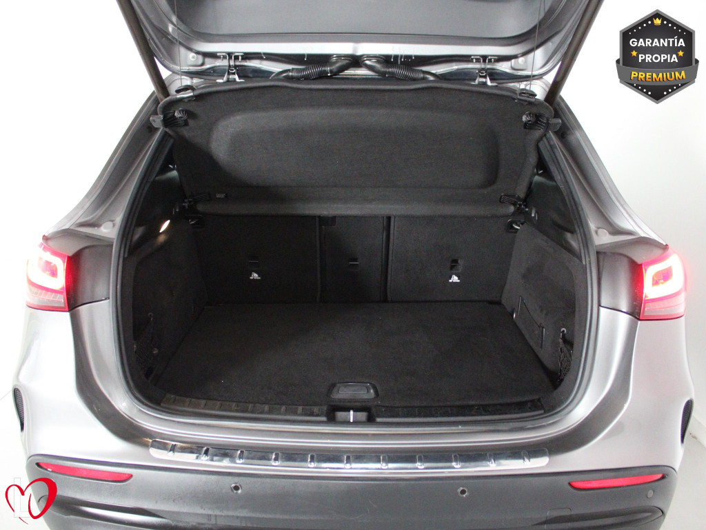 MERCEDES GLA 200 D AMG LINE PREMIUM 150 de segunda mano