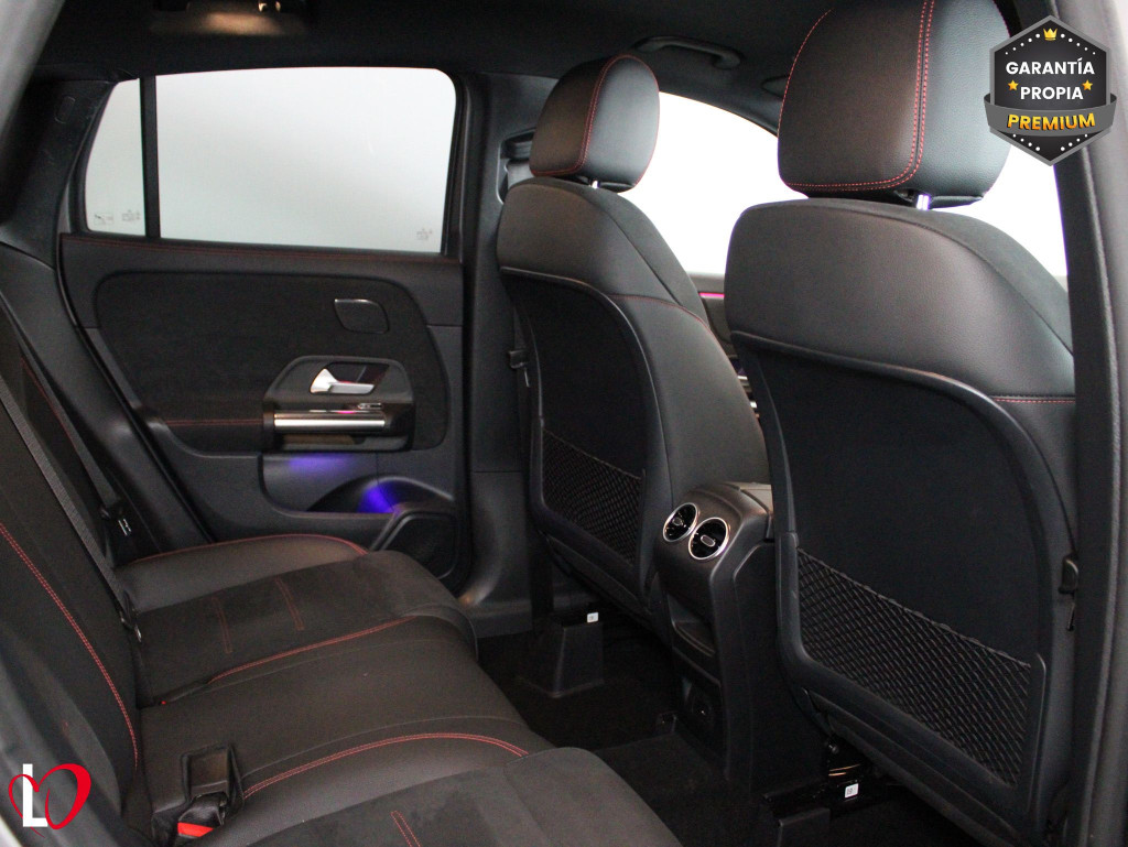 MERCEDES GLA 200 D AMG LINE PREMIUM 150 de segunda mano