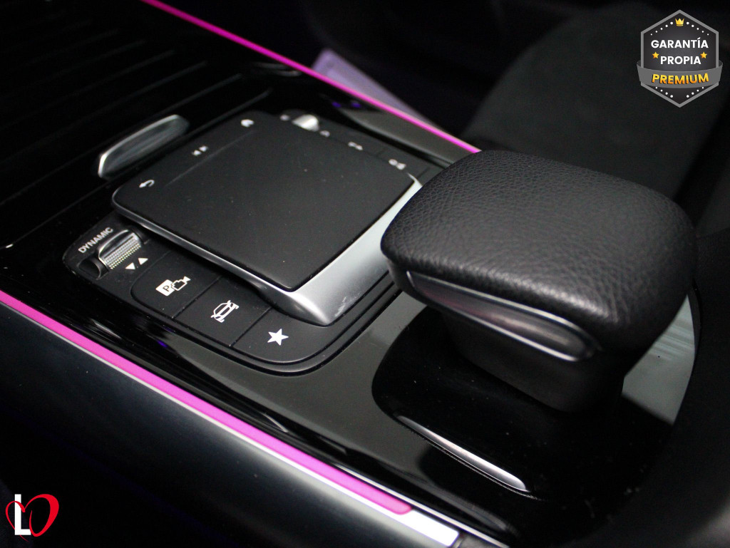 MERCEDES GLA 200 D AMG LINE PREMIUM 150 de segunda mano