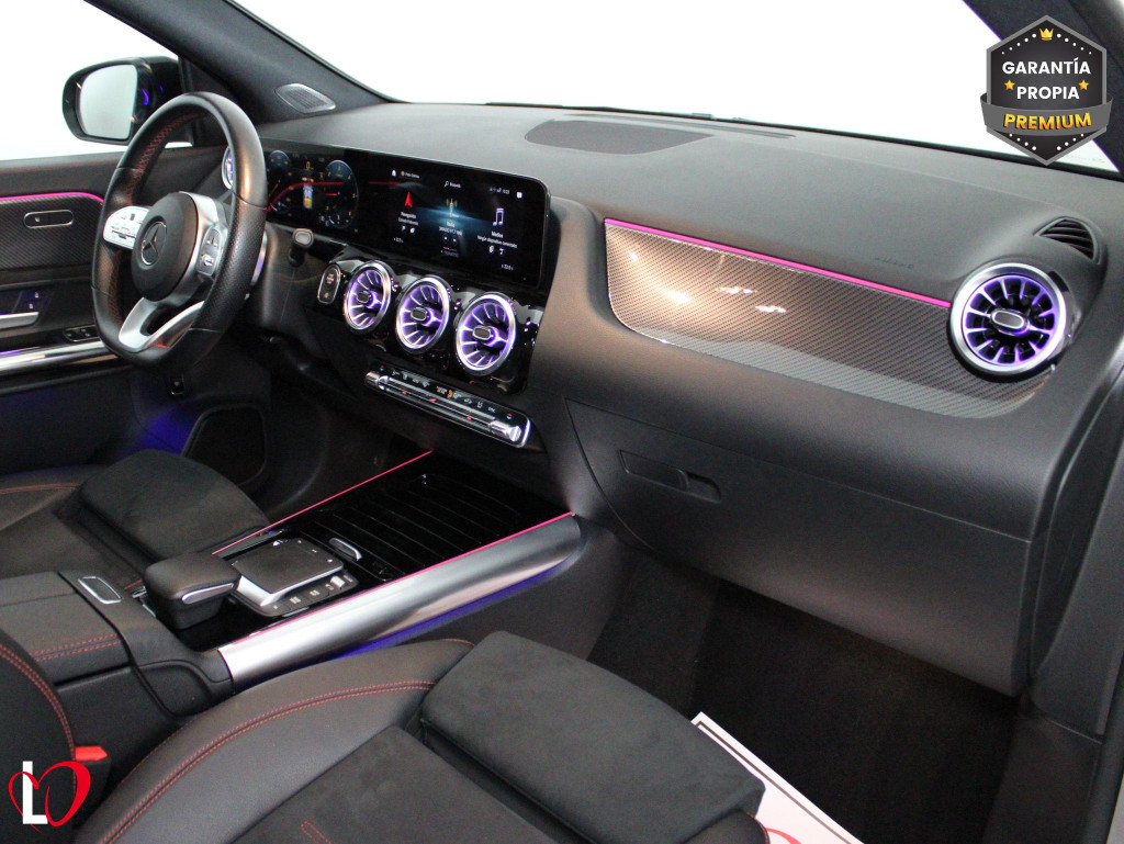 MERCEDES GLA 200 D AMG LINE PREMIUM 150 de segunda mano