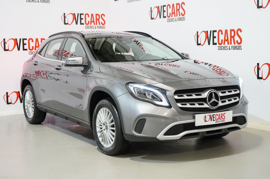 MERCEDES GLA 200 D AUTO BUSINESS 136 de segunda mano