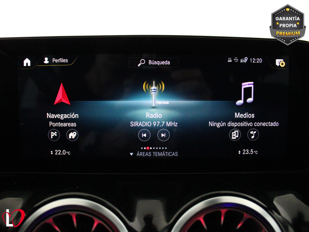 MERCEDES GLA 200 D AUTOM. AMG PREMIUM 150 de segunda mano