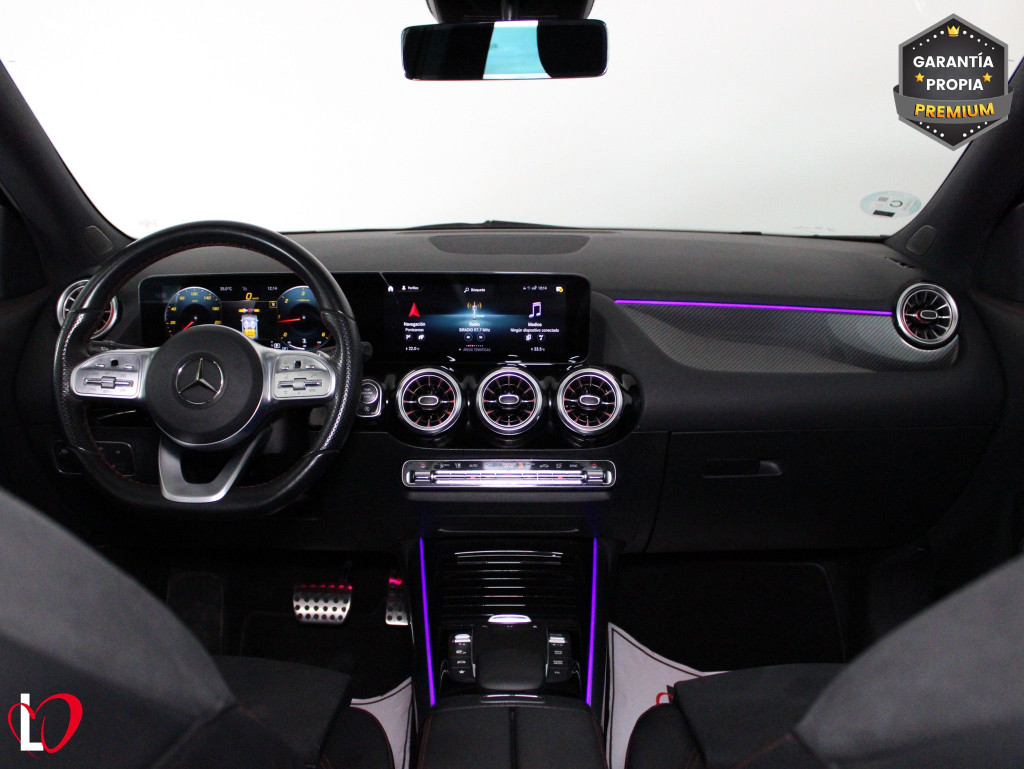 MERCEDES GLA 200 D AUTOM. AMG PREMIUM 150 de segunda mano