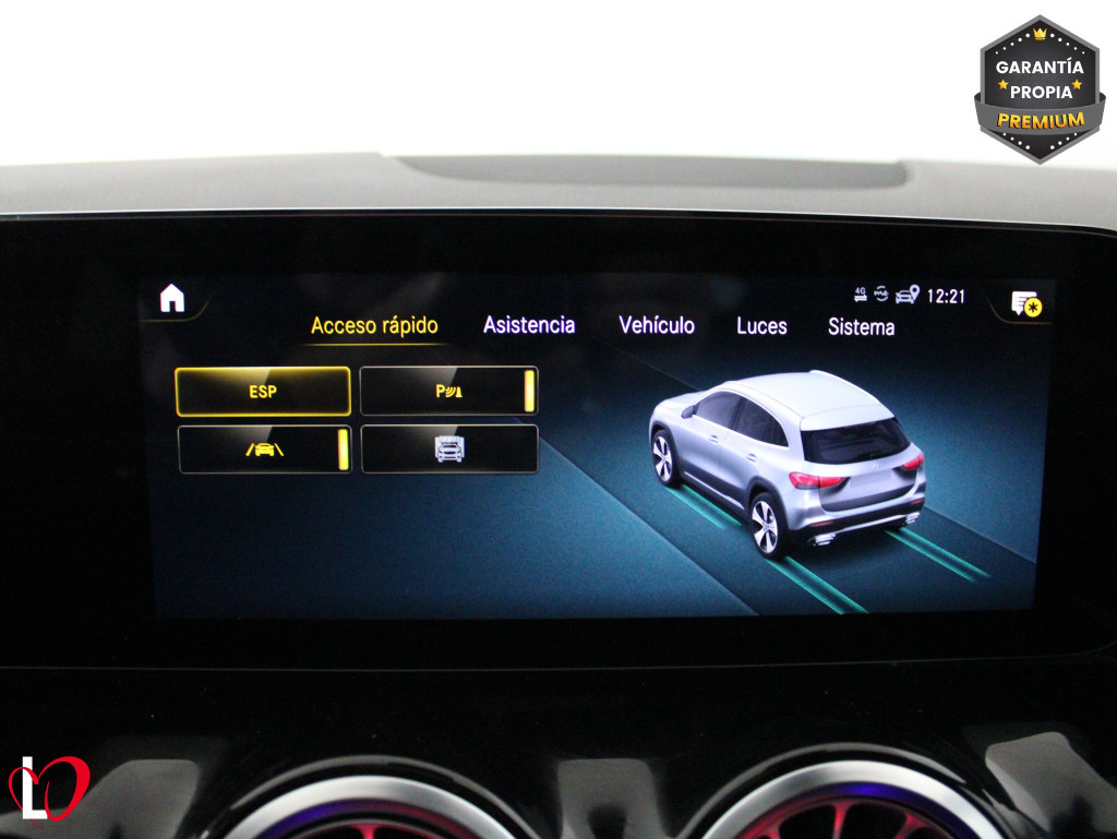 MERCEDES GLA 200 D AUTOM. AMG PREMIUM 150 de segunda mano