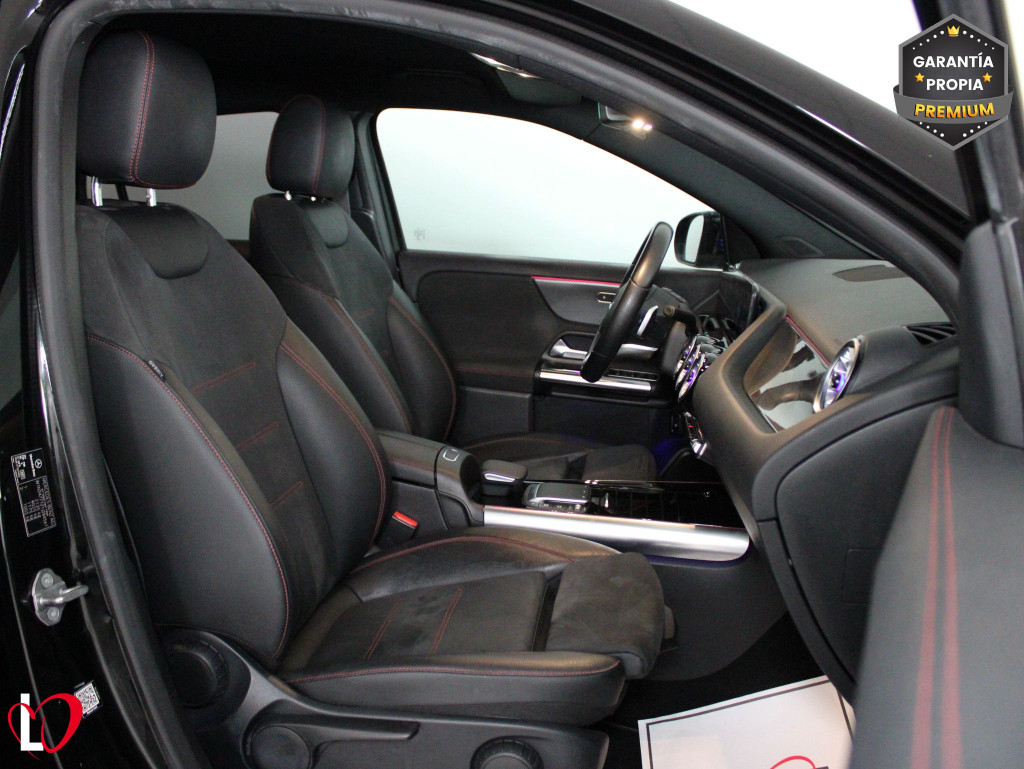 MERCEDES GLA 200 D AUTOM. AMG PREMIUM 150 de segunda mano