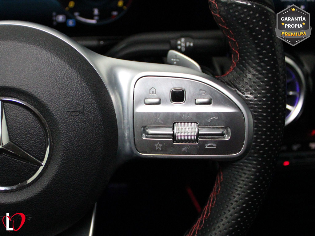 MERCEDES GLA 200 D AUTOM. AMG PREMIUM 150 de segunda mano
