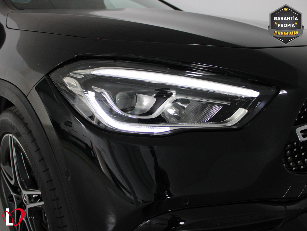 MERCEDES GLA 200 D AUTOM. AMG PREMIUM 150 de segunda mano