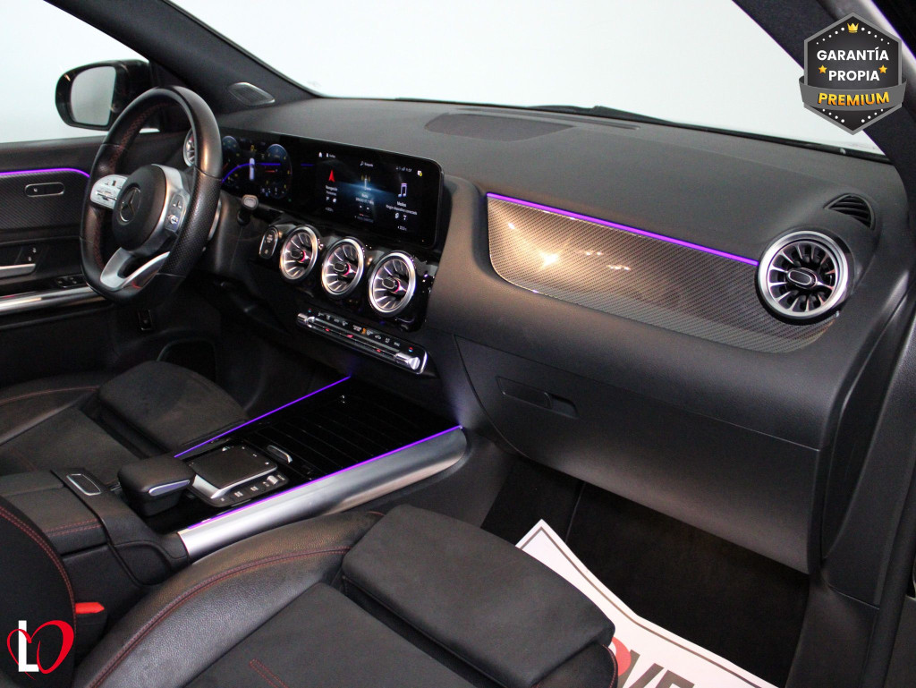 MERCEDES GLA 200 D AUTOM. AMG PREMIUM 150 de segunda mano