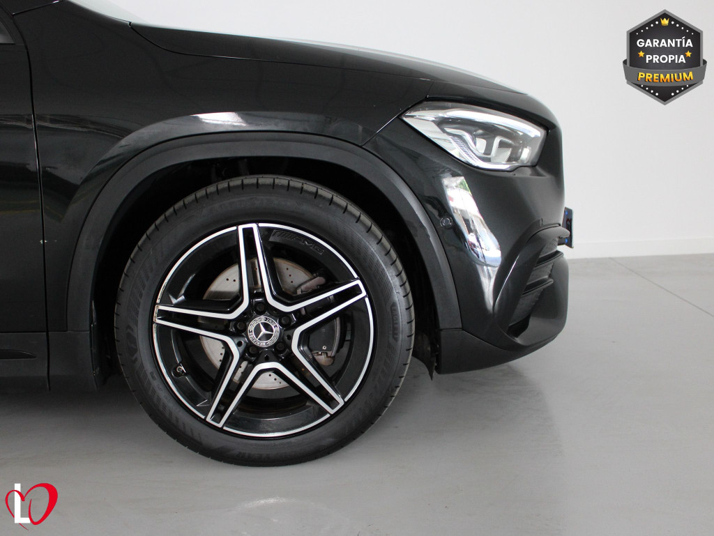 MERCEDES GLA 200 D AUTOM. AMG PREMIUM 150 de segunda mano