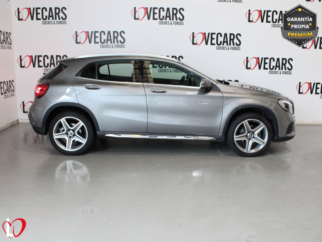 MERCEDES GLA 200 D AUTOMÁTICO AMG 136 de segunda mano