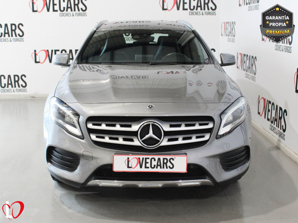 MERCEDES GLA 200 D AUTOMÁTICO AMG 136 de segunda mano