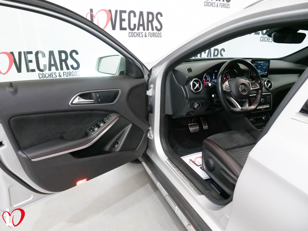 MERCEDES GLA 200 D AUTOMÁTICO AMG 136 de segunda mano