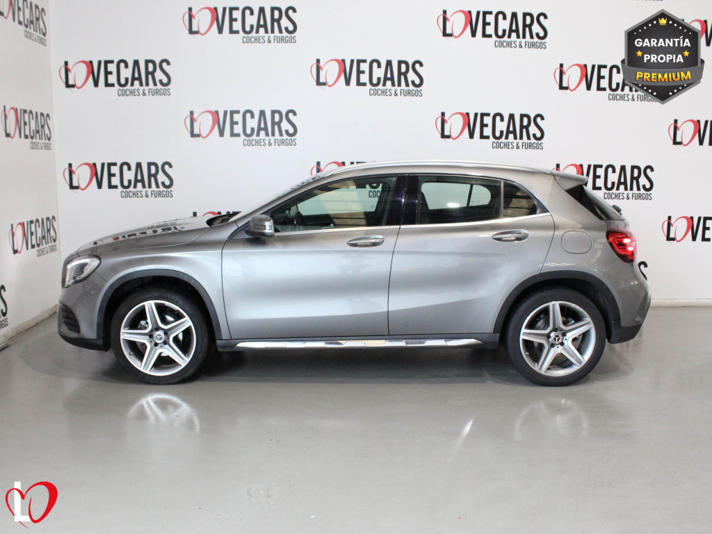 MERCEDES GLA 200 D AUTOMÁTICO AMG 136 de segunda mano
