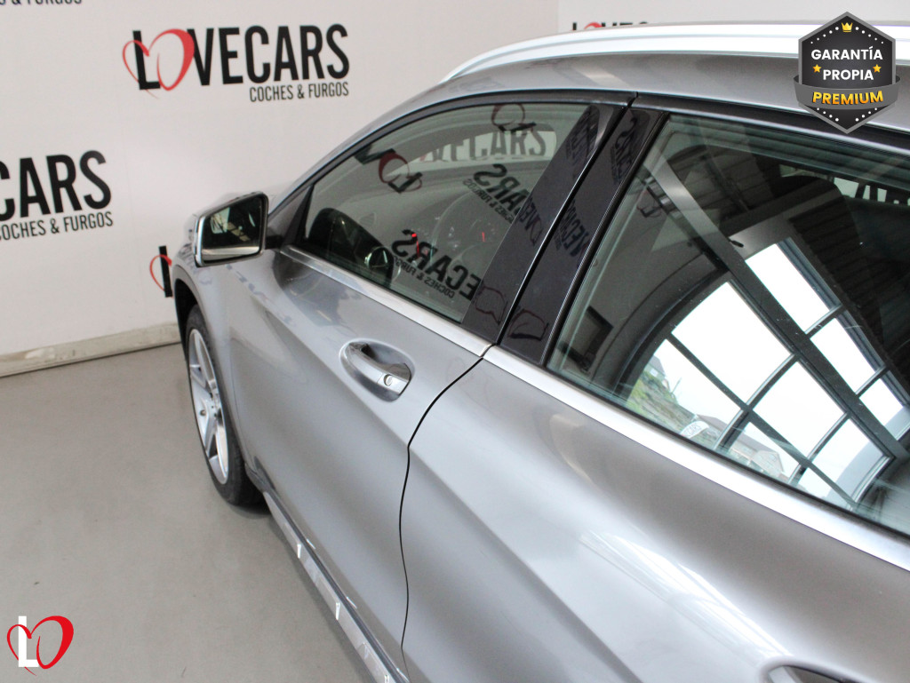 MERCEDES GLA 200 D AUTOMÁTICO AMG 136 de segunda mano