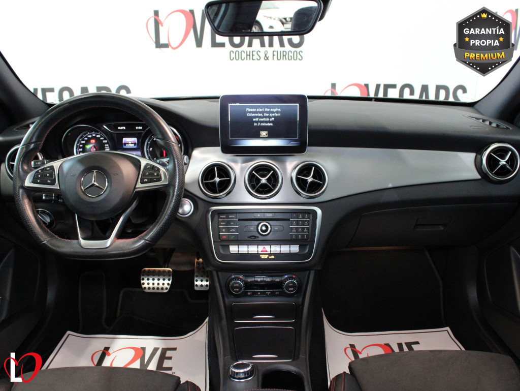 MERCEDES GLA 200 D AUTOMÁTICO AMG 136 de segunda mano