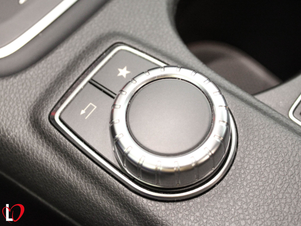 MERCEDES GLA 200 D AUTOMÁTICO URBAN 136 de segunda mano