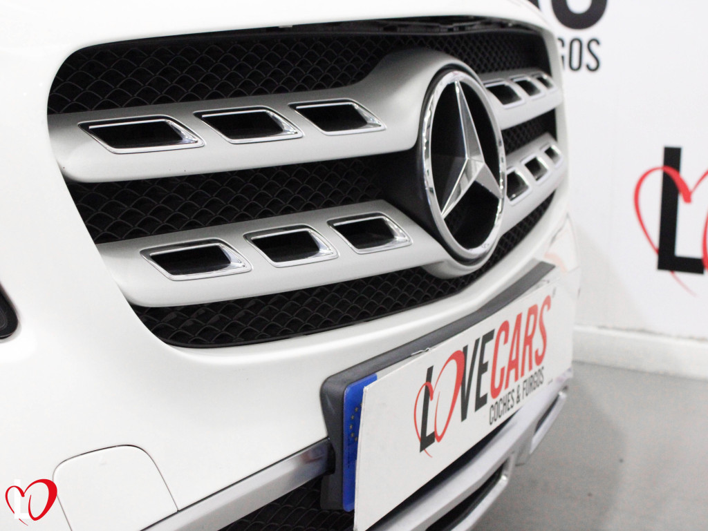 MERCEDES GLA 200 D AUTOMÁTICO URBAN 136 de segunda mano