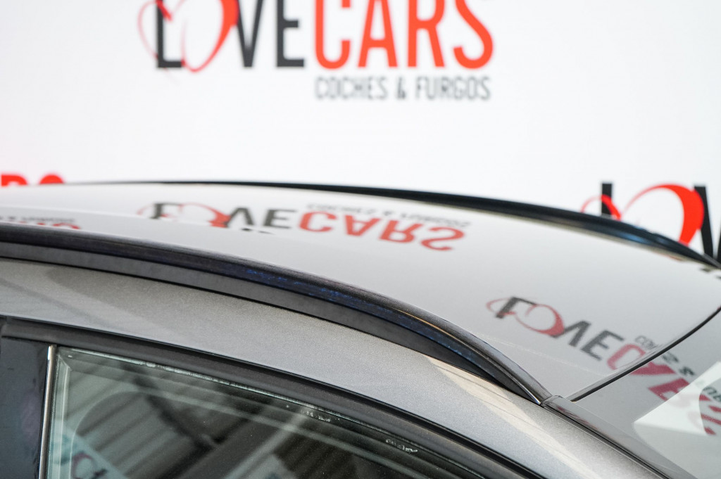 MERCEDES GLA 200 D BUSINESS EDITION 136 de segunda mano