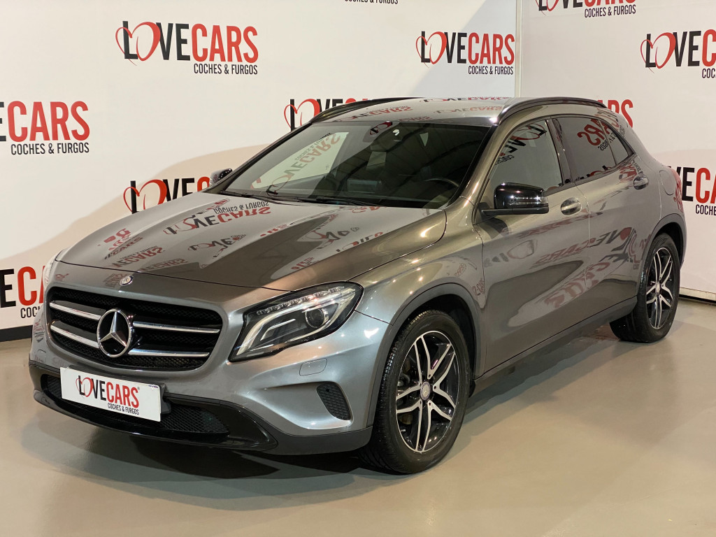MERCEDES GLA 200 D BUSINESS EXECUTIVE de segunda mano