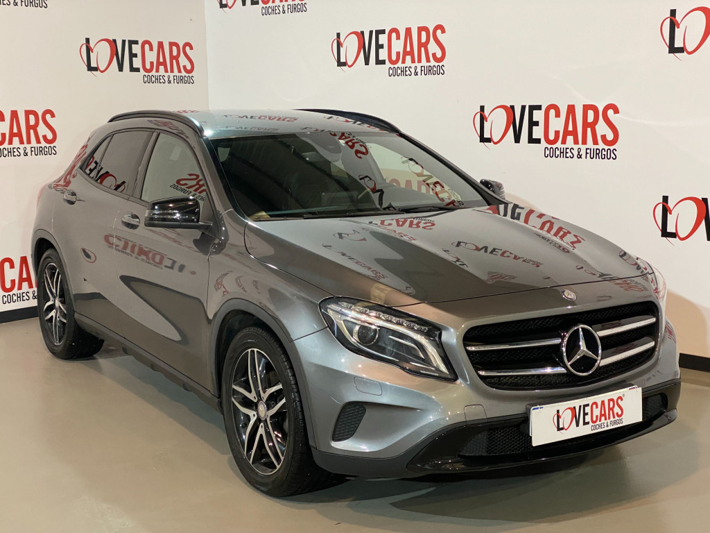 MERCEDES GLA 200 D BUSINESS EXECUTIVE de segunda mano